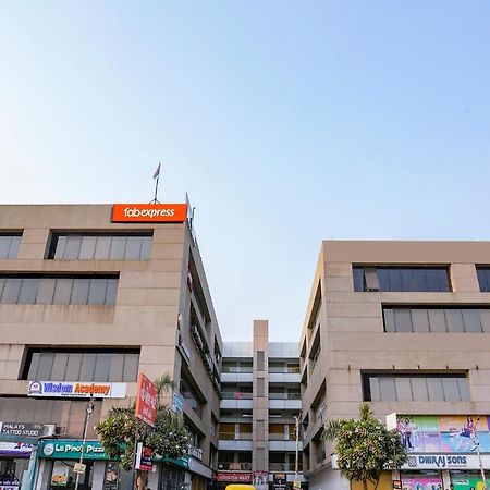 Fabexpress Blue Stone Hotel Surat Exterior photo